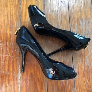 Louis Vuitton Black Patent Leather Peep Toe Pump